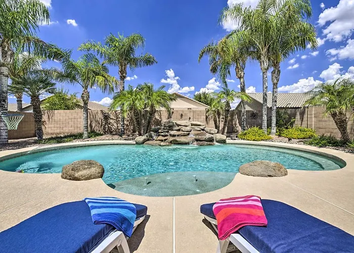 Holiday home Pool, Hot Tub & Patio: Oasis Desert Getaway *