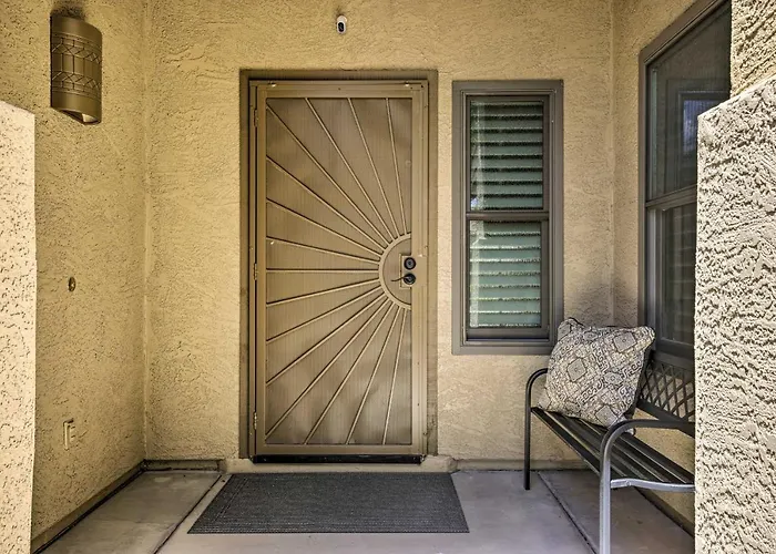 Pool, Hot Tub & Patio: Oasis Desert Getaway Mesa