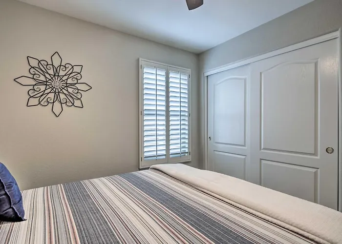 Pool, Hot Tub & Patio: Oasis Desert Getaway Holiday home Mesa