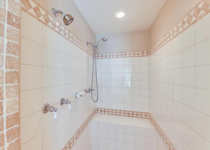 Holiday home Pool, Hot Tub & Patio: Oasis Desert Getaway *
